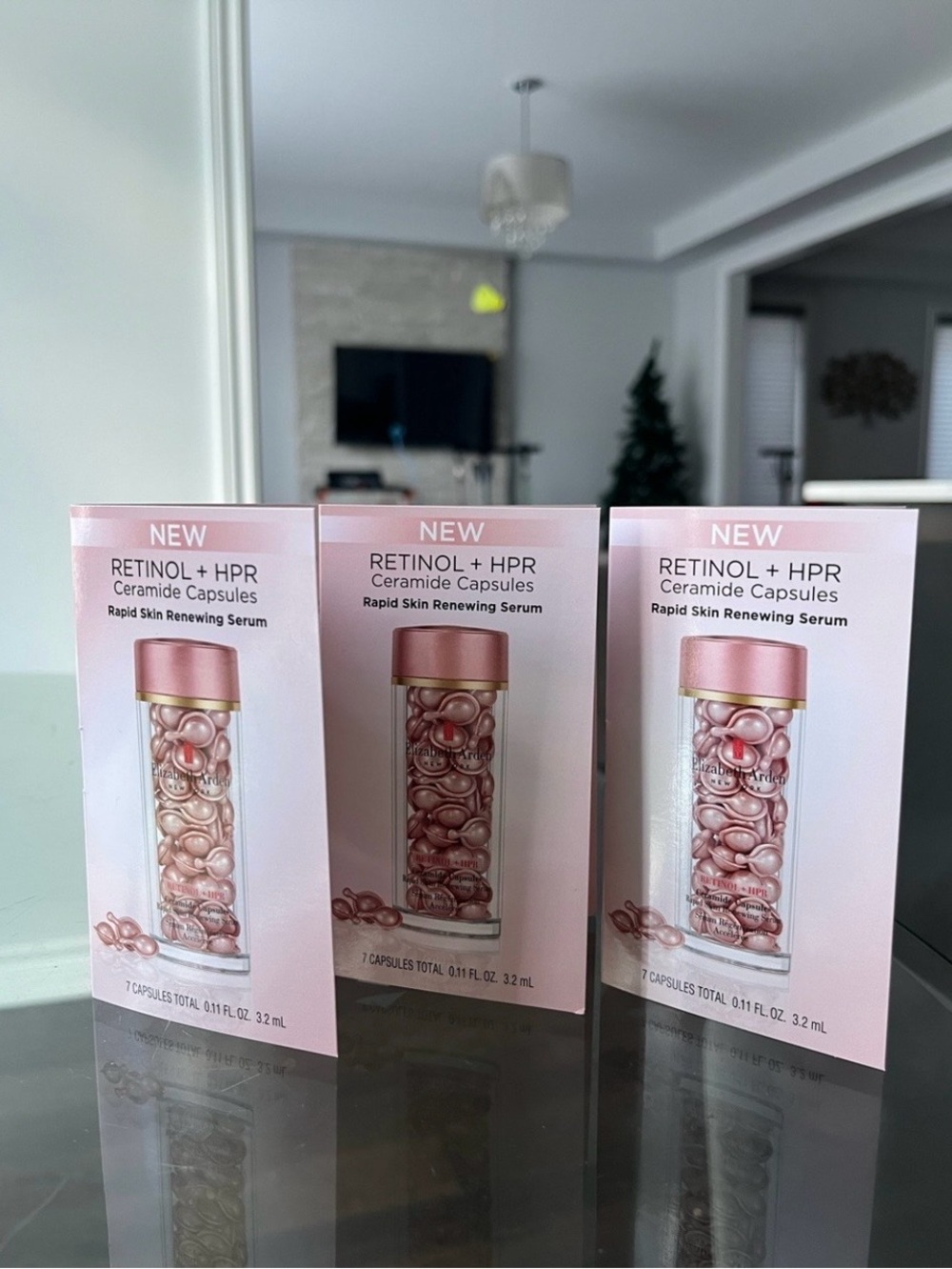 Elizabeth Arden Retinol + HPR Ceramide Capsules Rapid Skin Renewing Serum